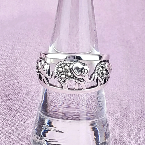 Avon Jewelry - Sterling Silver Marcasite Elephant Ring Size 8